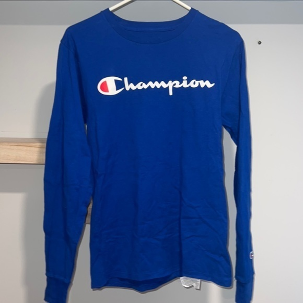 Blue champion long sleeve T-shirt